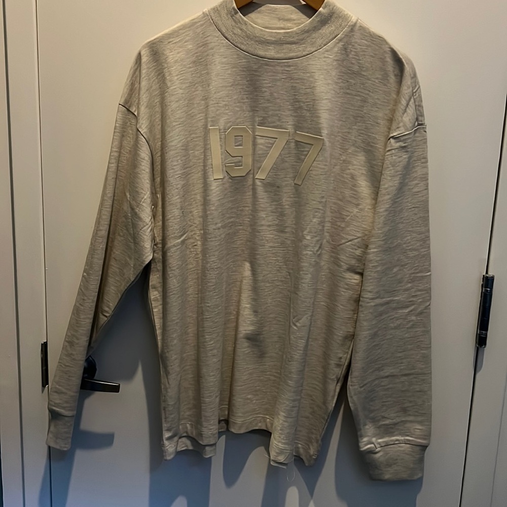 Please note essentials size standard bigger than all brands. Size XS equal IT 46